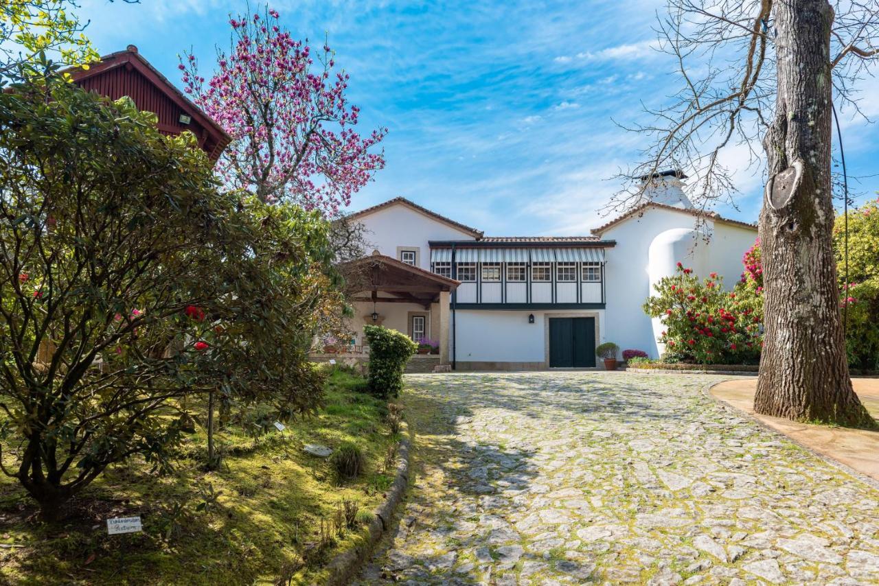 Gasthaus Quinta De Mouraes Casa Dos Rododendros Lever Exterior foto